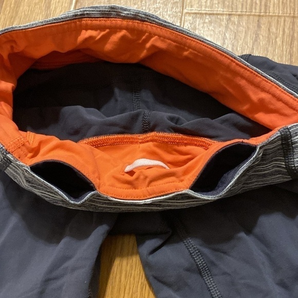 Lululemon Speed Tight *Luxtreme Grey / Grey Striped / Orange Leggings  (Size 2) - Picture 11 of 12